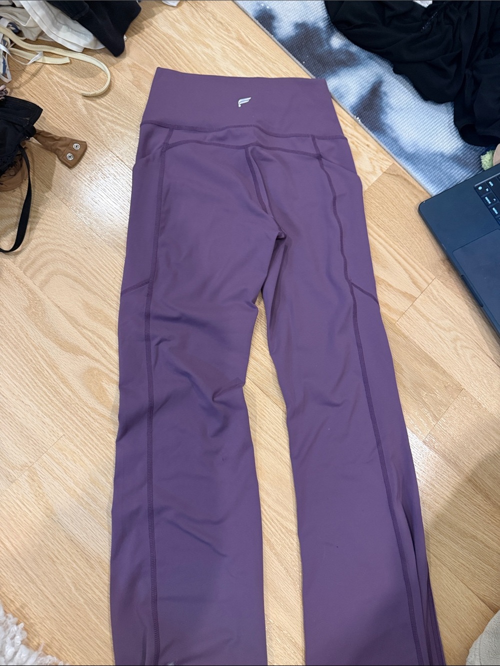 fabletics - Picture 2 of 4